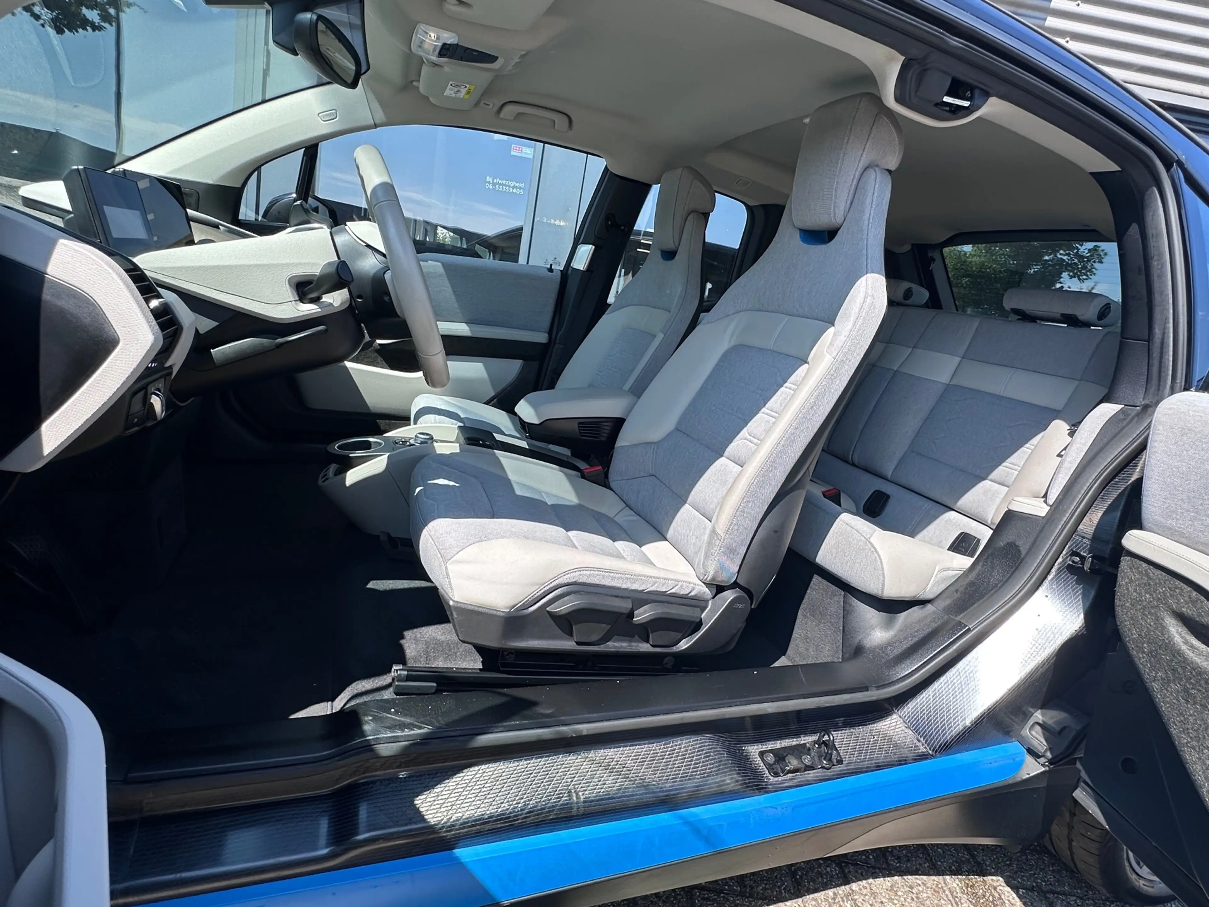 BMW i3 22 kWh WARMTEPOMP /SOH 86% / 20"/ NL-Auto / Leer / — photo 6
