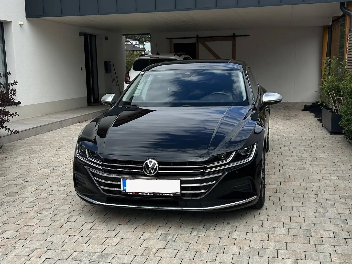 Volkswagen Arteon Arteon SB Elegance 2,0 TDI DSG Elegance Schwarz - 1