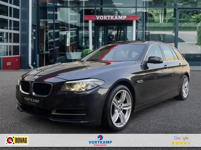 BMW 520 520 D HIGH EXECUTIVE PANO-DAK/CAMERA/MEMORY/HUD/AC