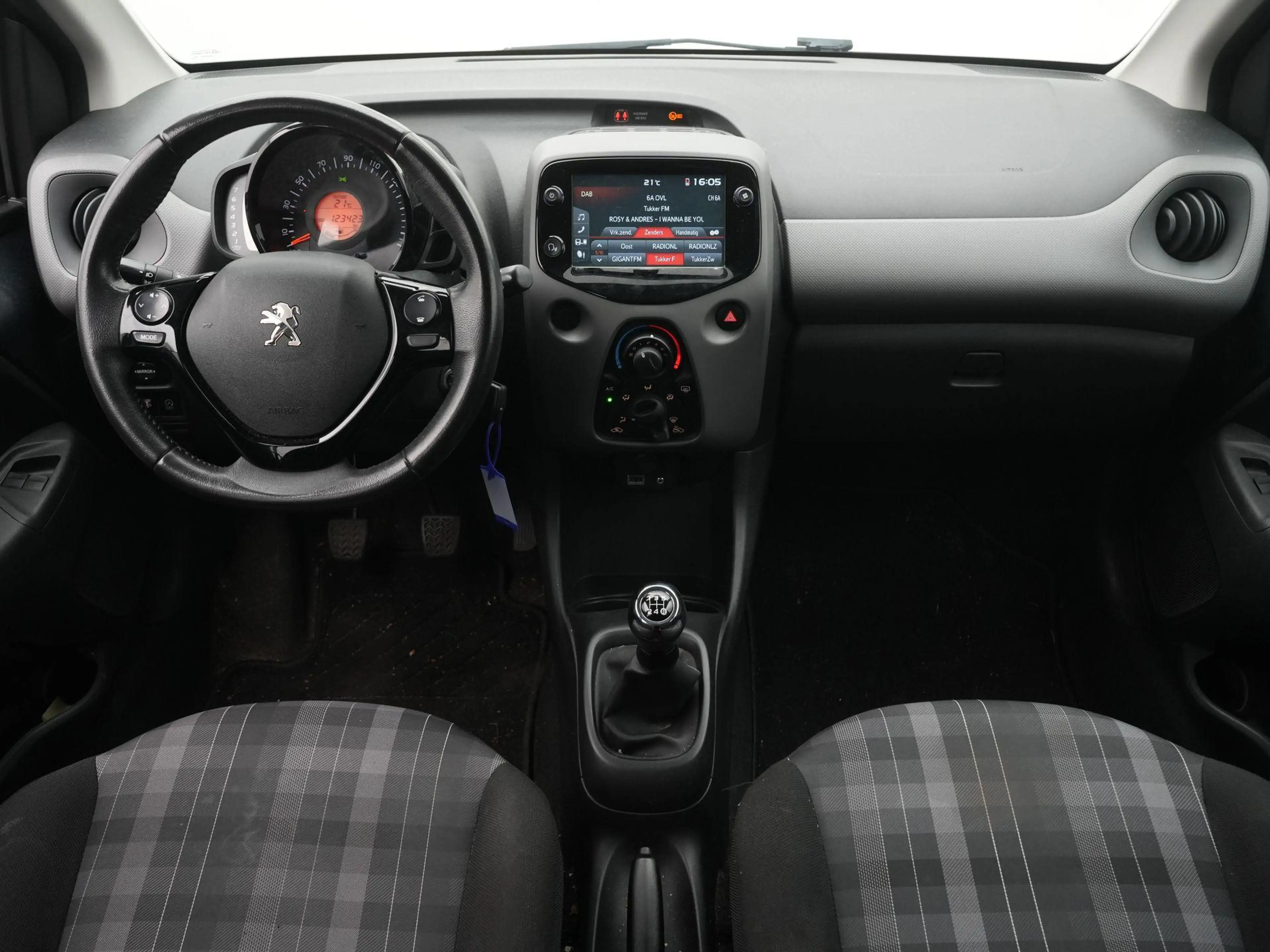 Peugeot 108 1.0 e-VTi Active — photo 7