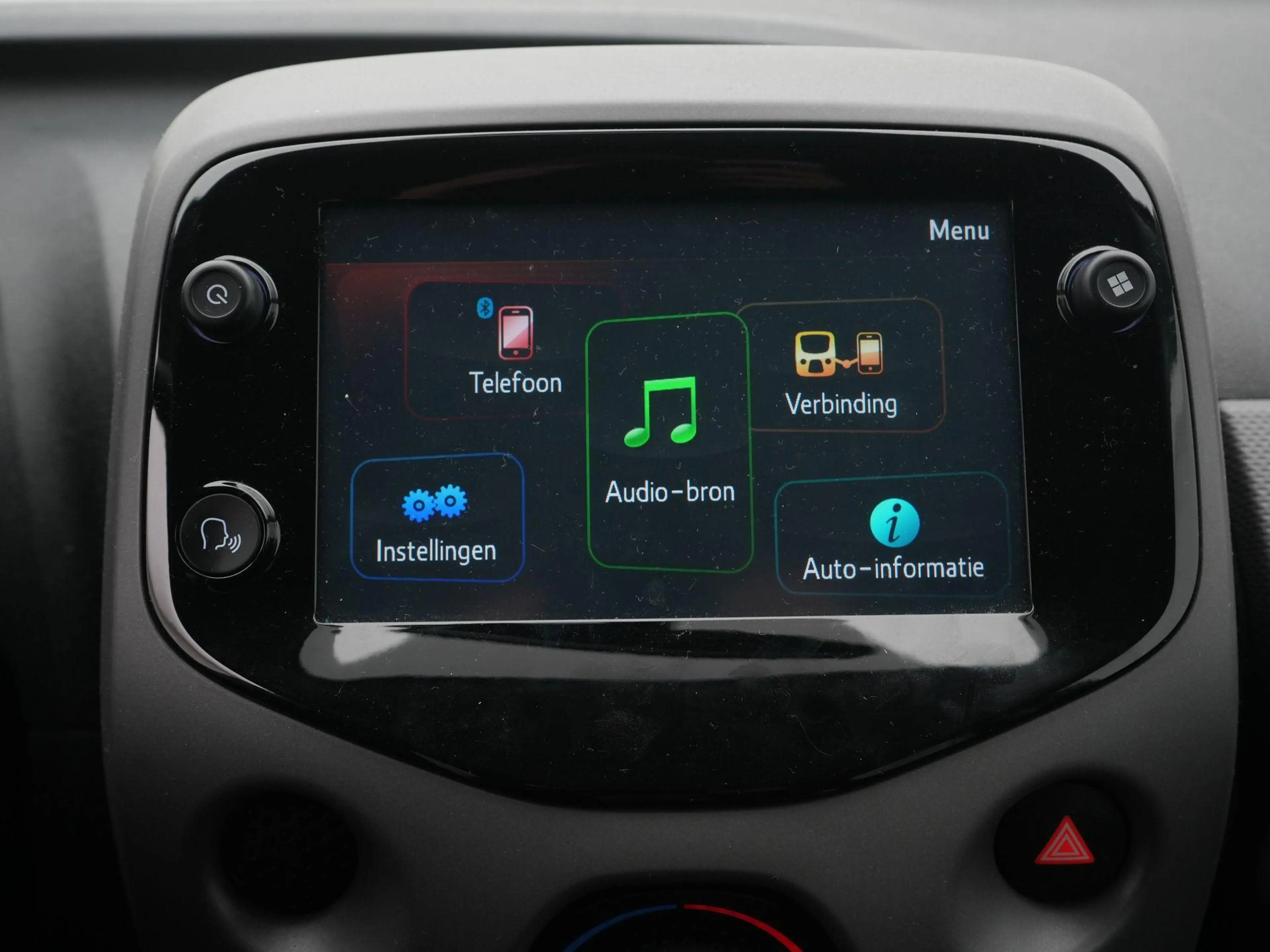 Peugeot 108 1.0 e-VTi Active — photo 14