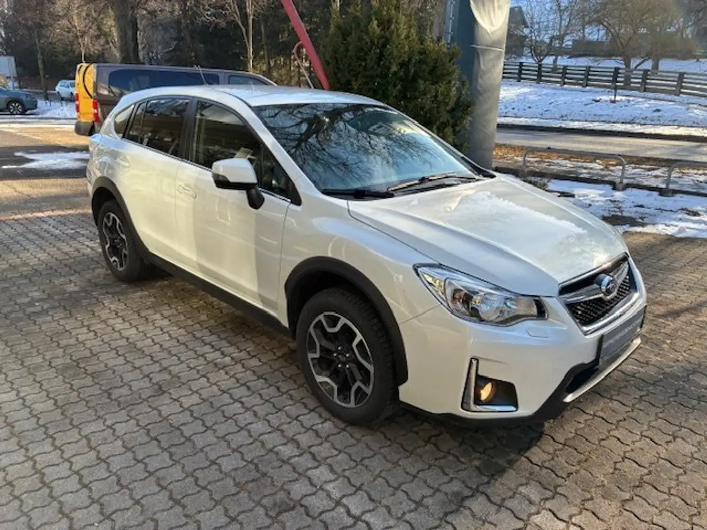 Subaru XV Comfort CVT AWD Weiß - 1