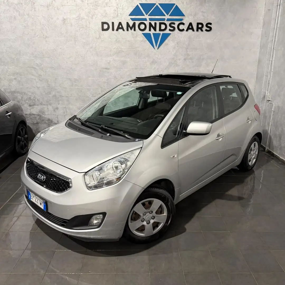 Kia Venga Venga 1.4 CVVT TETTO APRIBILE NEOPATENTATI Argento - 1