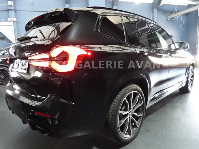 BMW X3 M view 4