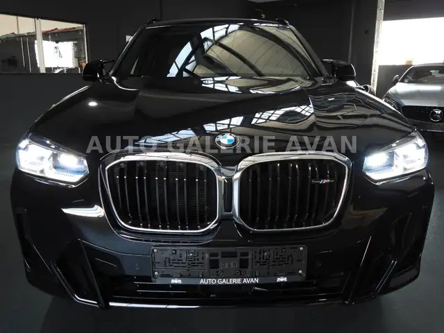 BMW X3 M view 6