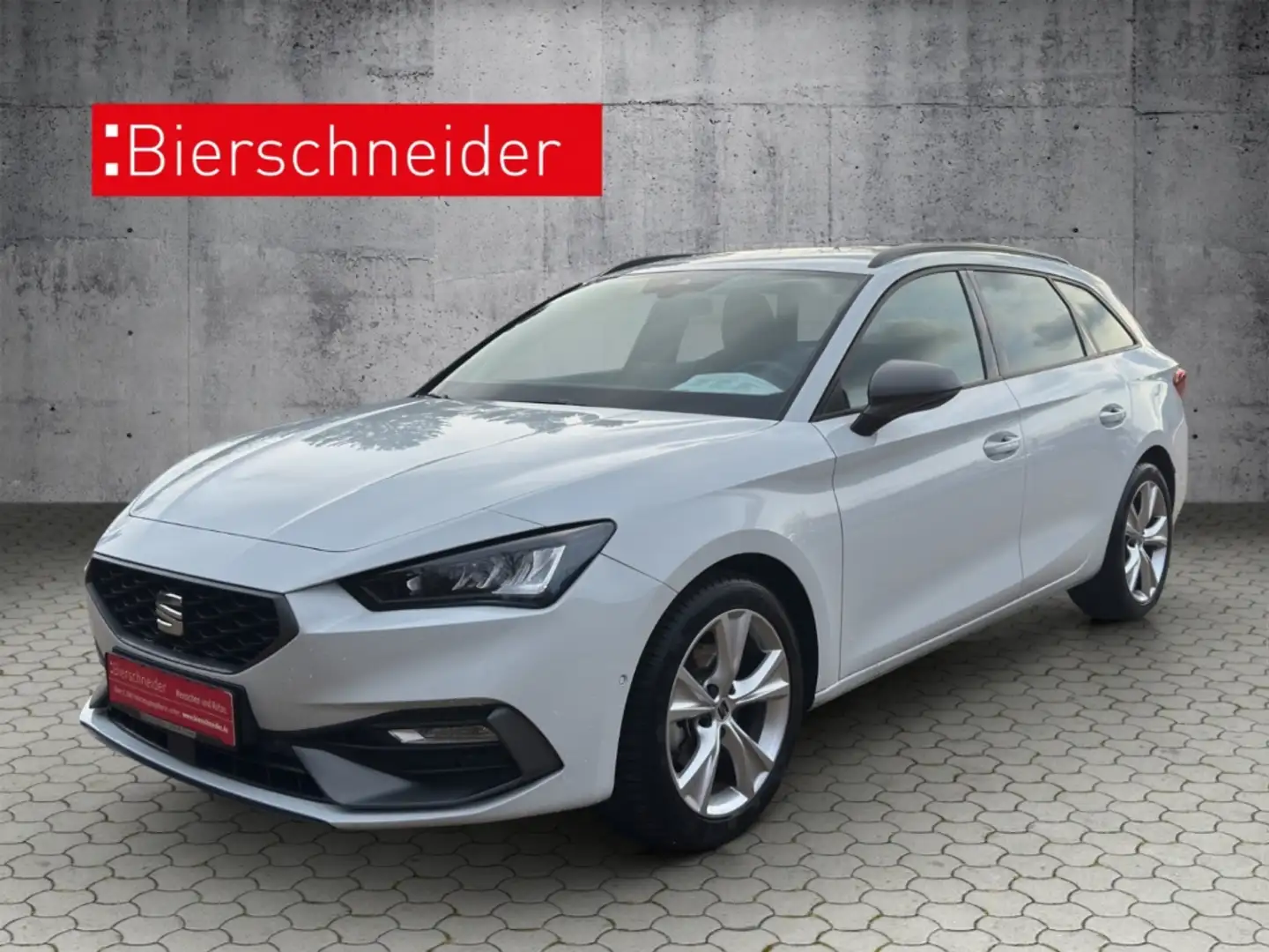 SEAT Leon Sportstourer 1.5 TSI DSG FR NAVI LED KAMERA SHZ GR Weiß - 1