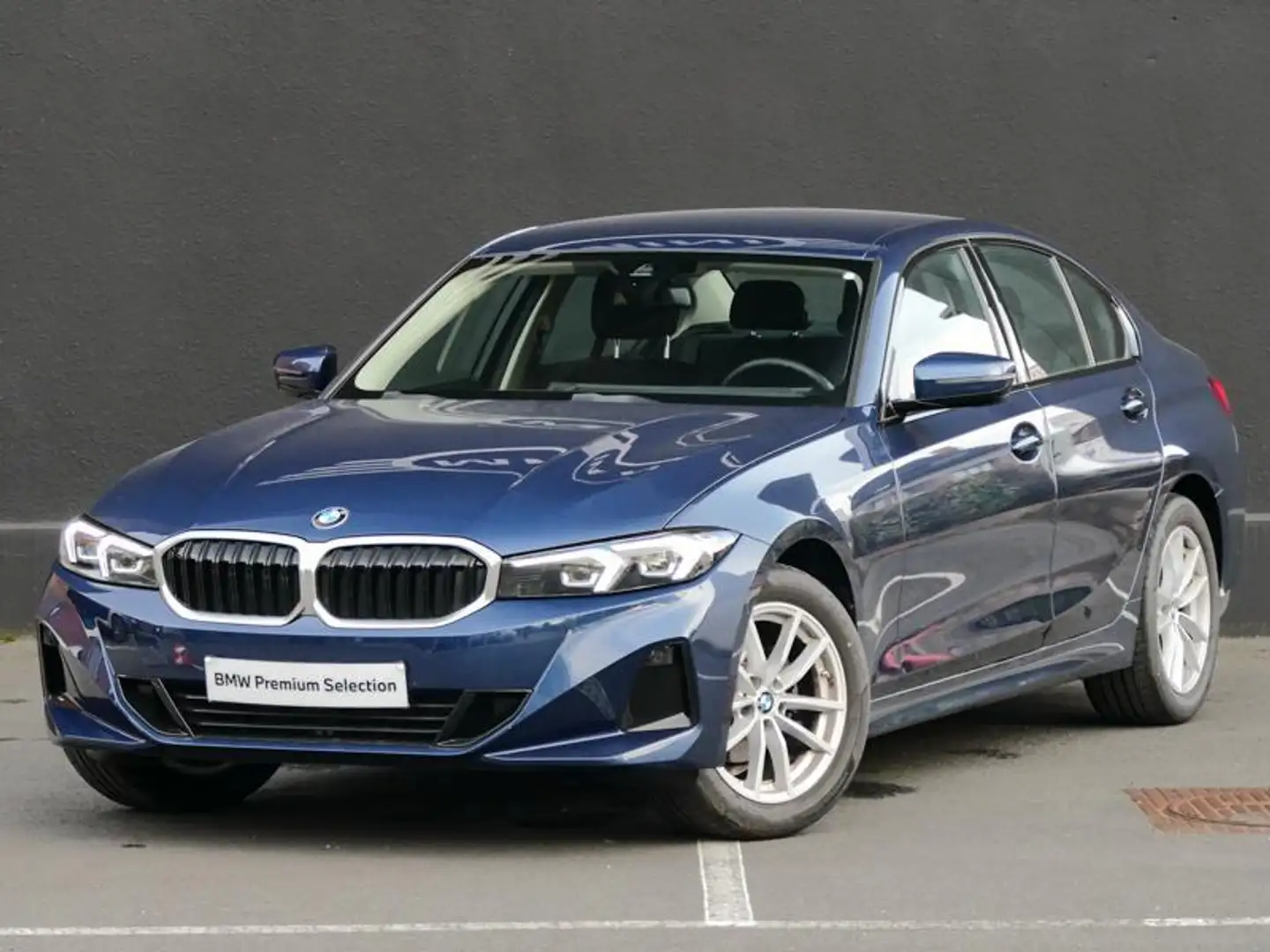 BMW 318 318iA Berline Bleu - 1