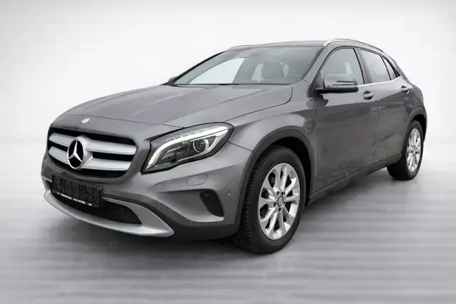 Mercedes-Benz GLA 200 CDI Sport*Navi*SHZ*MFL*Xenon*Tempomat