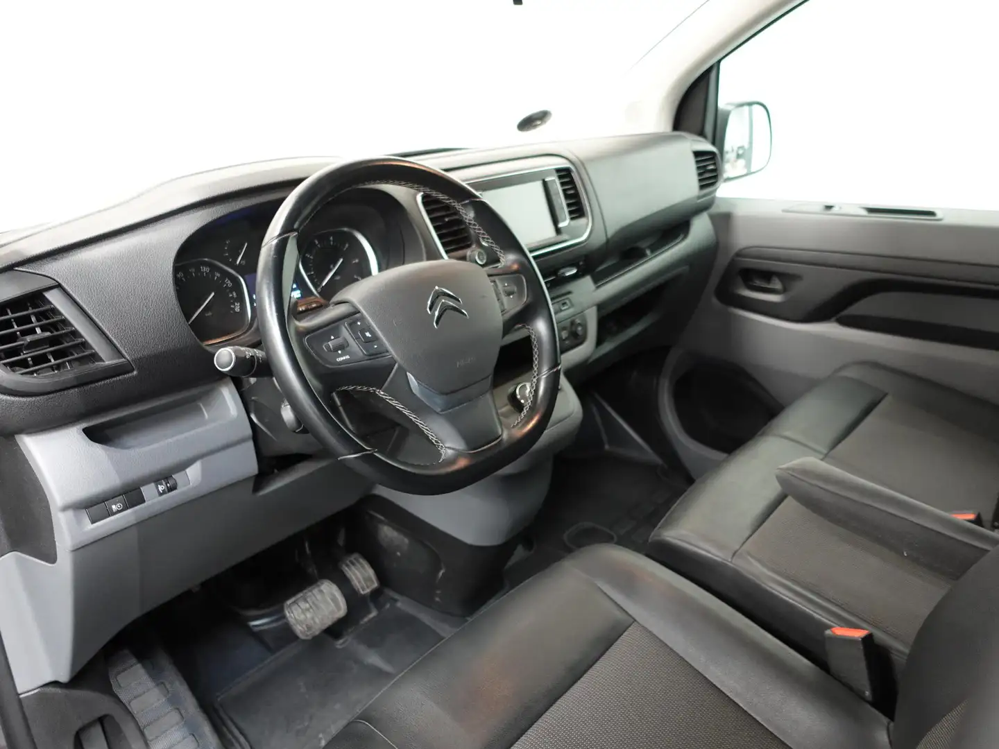 Citroen Jumpy 122pk Automaat XL L3H1 Sport Edition Trekhaak Navi Gris - 2
