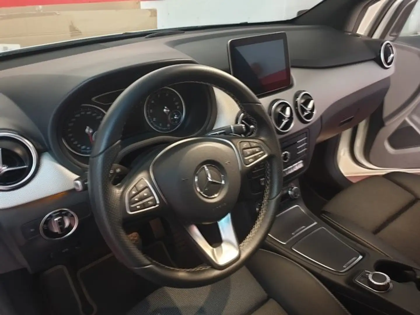 Mercedes-Benz B 180 B 180 cdi Premium auto Alb - 1