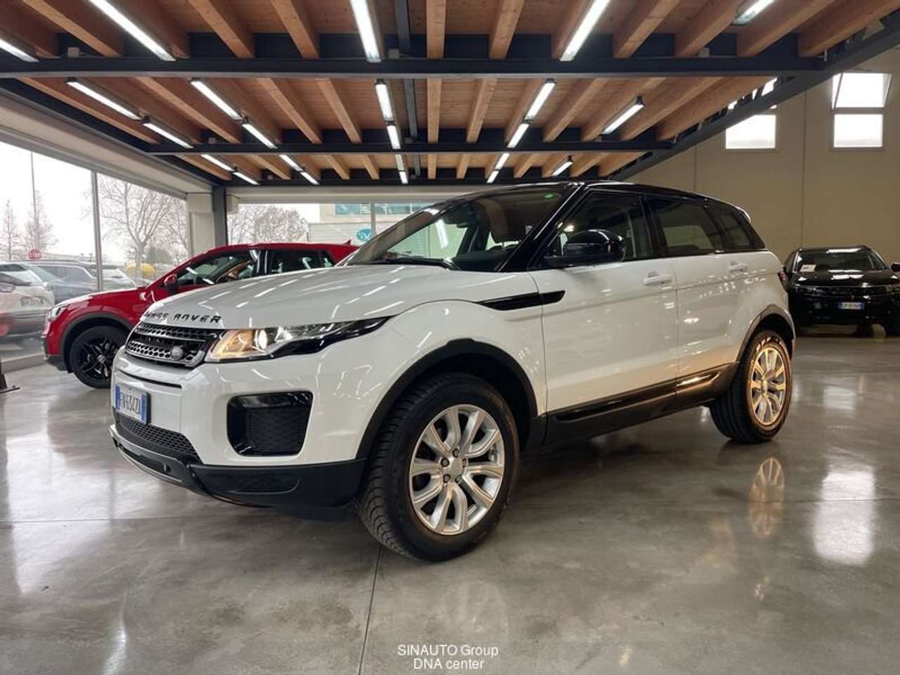 Land Rover Range Rover Evoque 2.0 eD4 5p. SE Dynamic