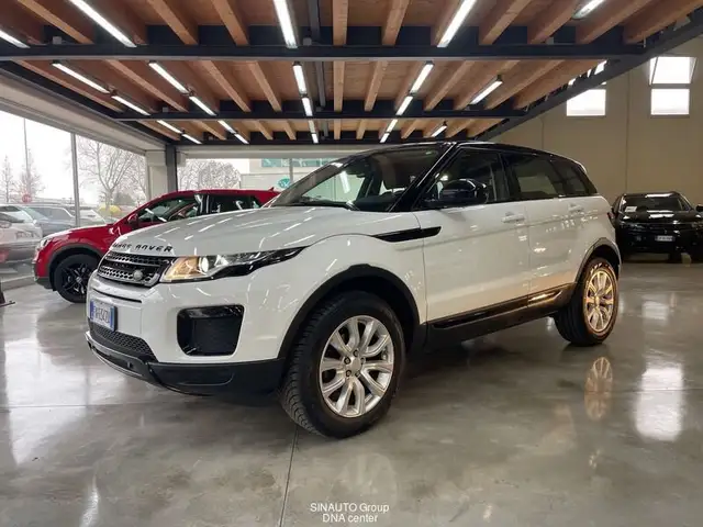 Land Rover Range Rover Evoque 2.0 eD4 5p. SE Dynamic