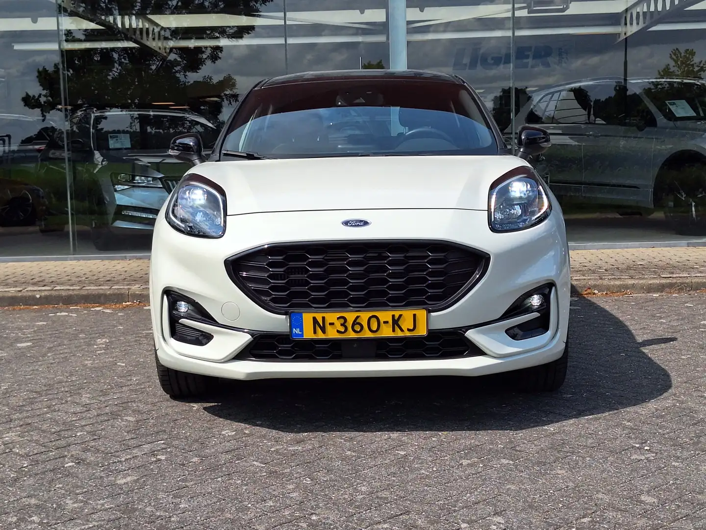 Ford Puma 1.0 EcoBoost Hybrid 155 PK ST-Line X | 19" Black-L Weiß - 2