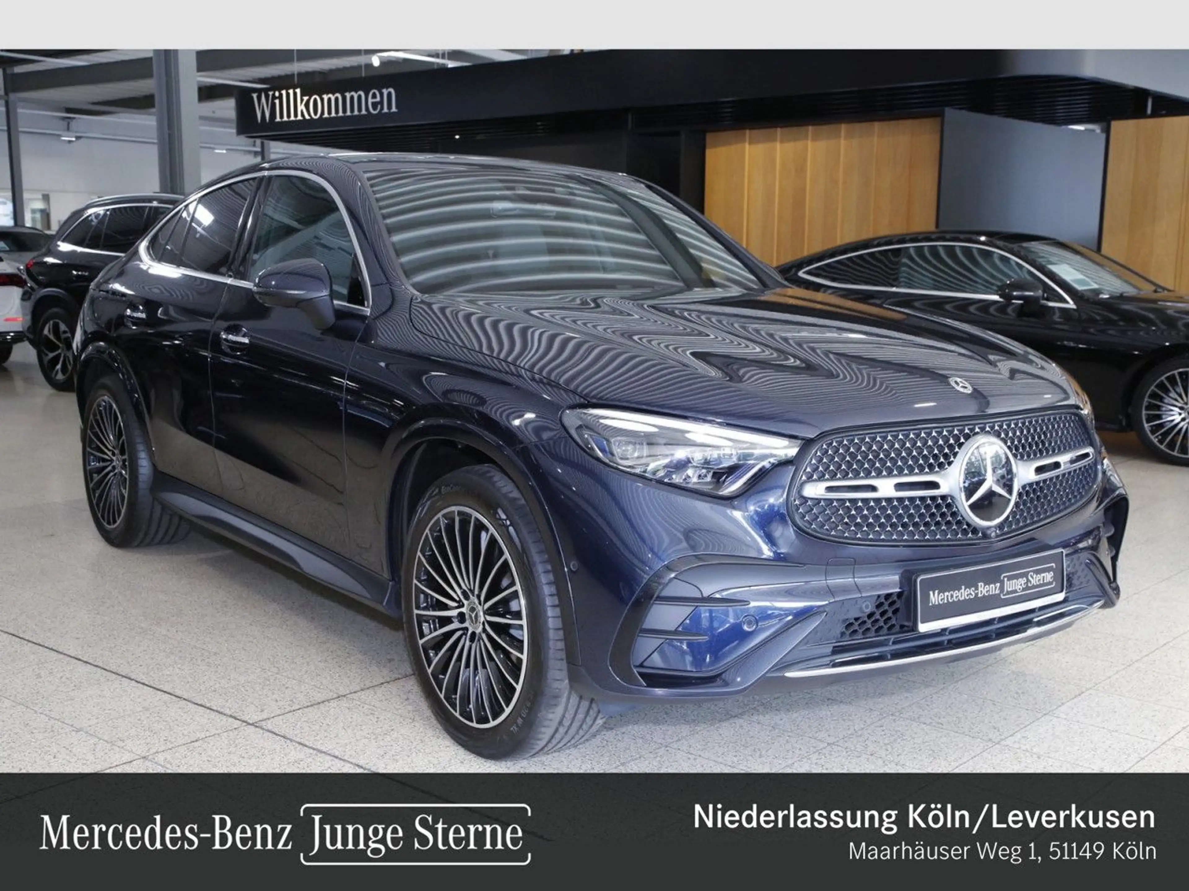 Mercedes-Benz GLC 300 4M AMG+PANO+360+BURMESTER+KEYLESS+9G — photo 9