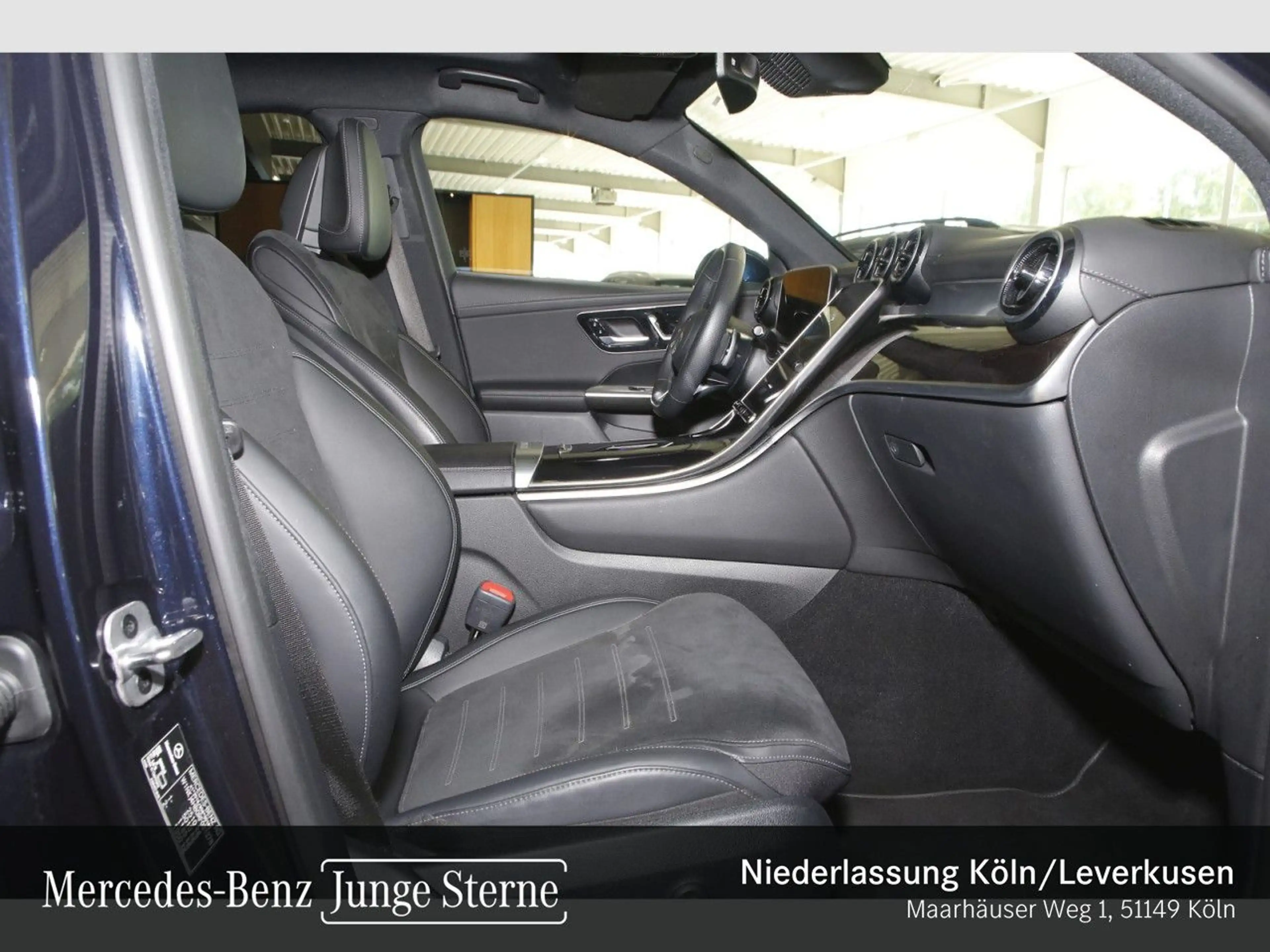 Mercedes-Benz GLC 300 4M AMG+PANO+360+BURMESTER+KEYLESS+9G — photo 5