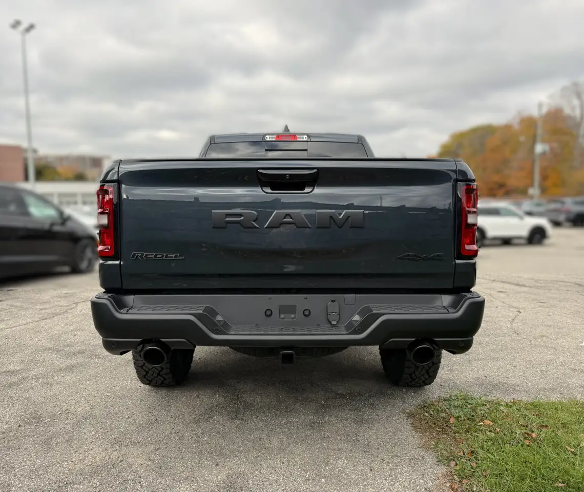 RAM 1500 снимка RAM 1500
