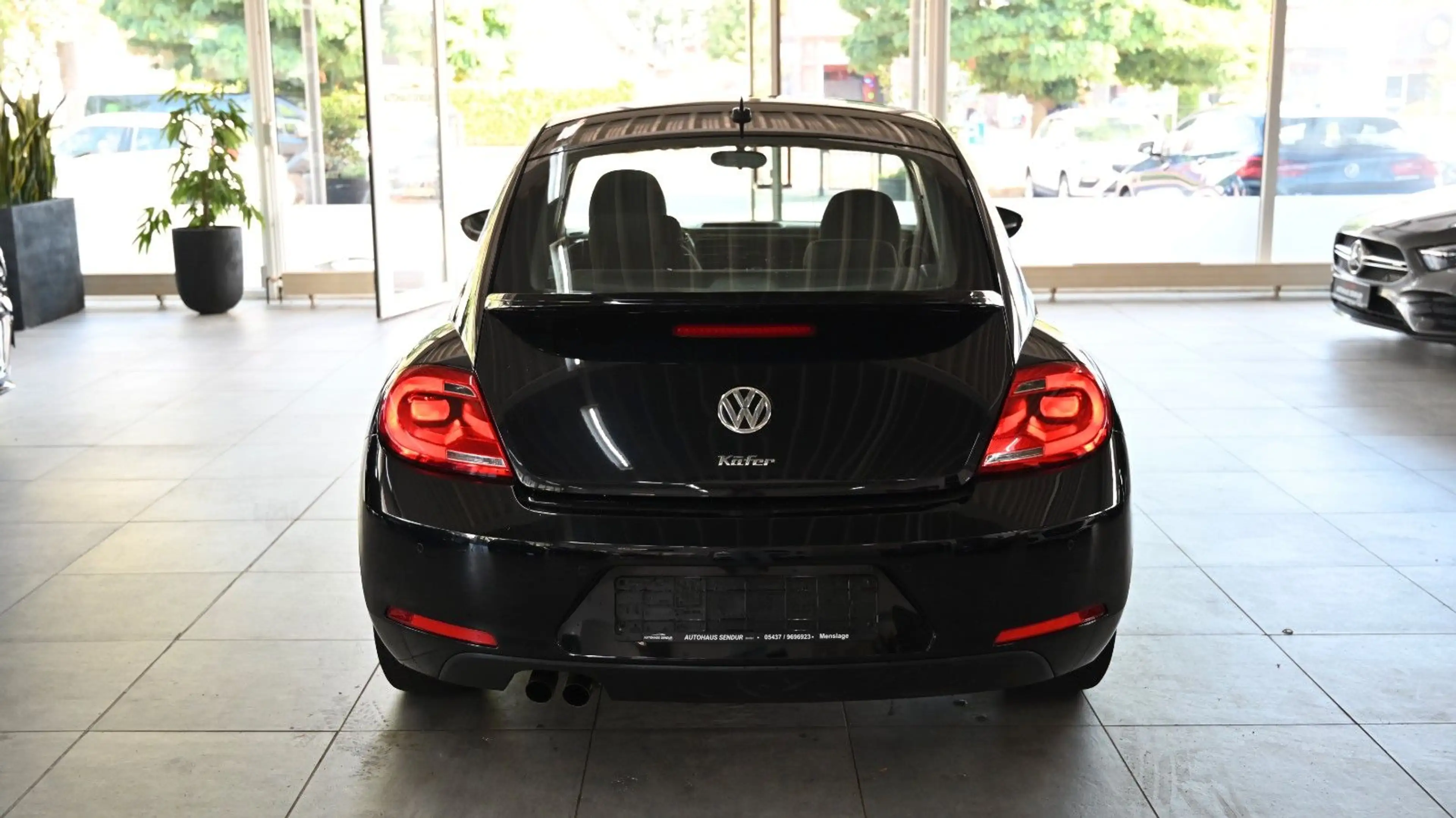 Volkswagen Beetle Lim. Design *TEMPOMAT*NAVI*PANO — photo 5