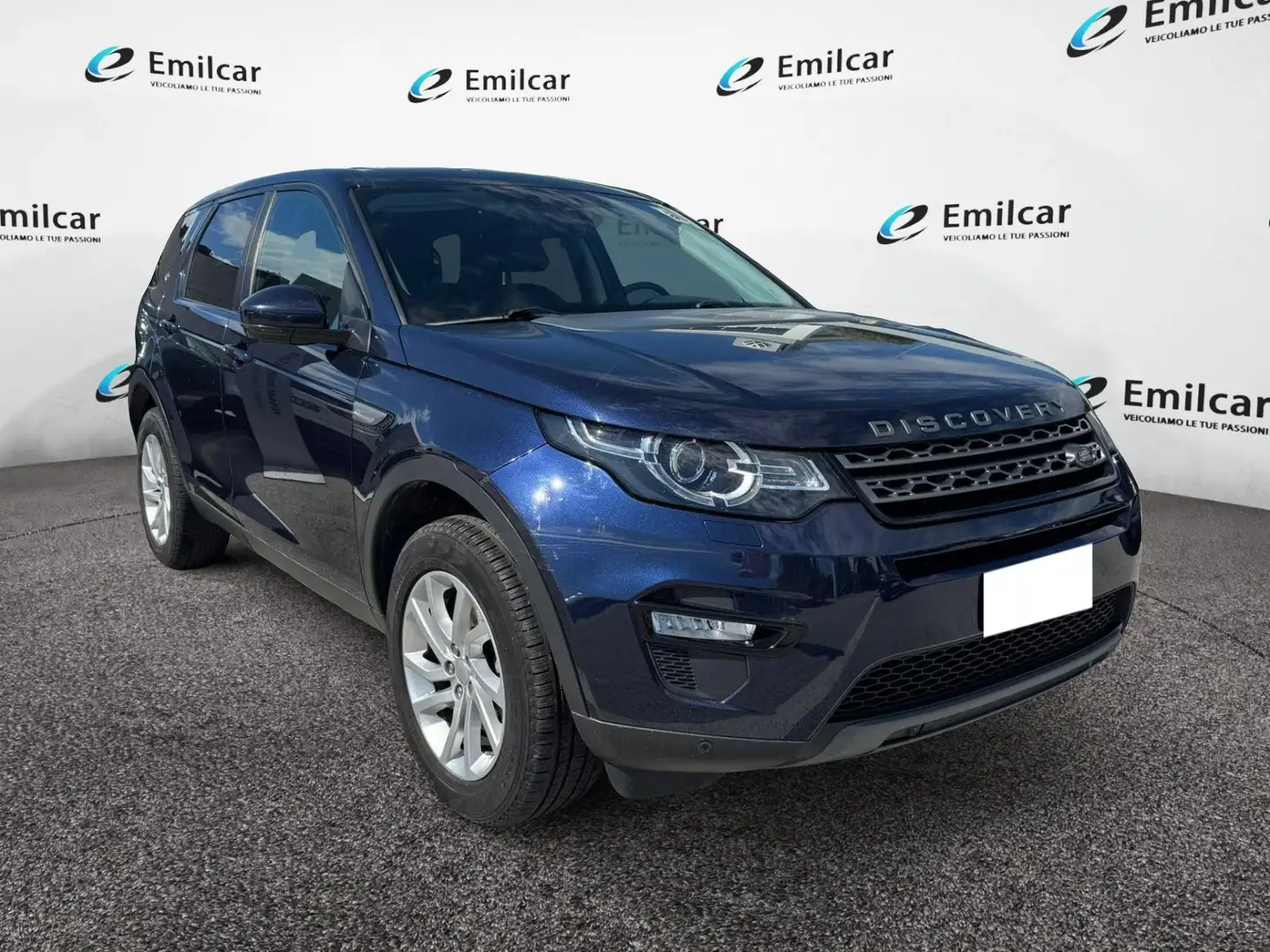 Land Rover Discovery Sport 2.0 TD4 150 CV Pure Grigio - 2