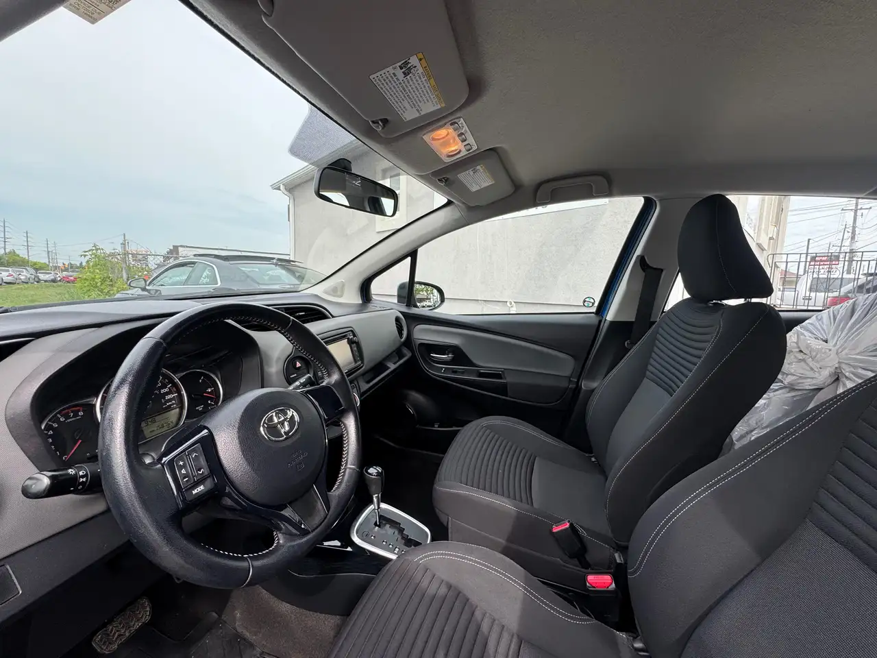 Toyota Yaris снимка Toyota Yaris