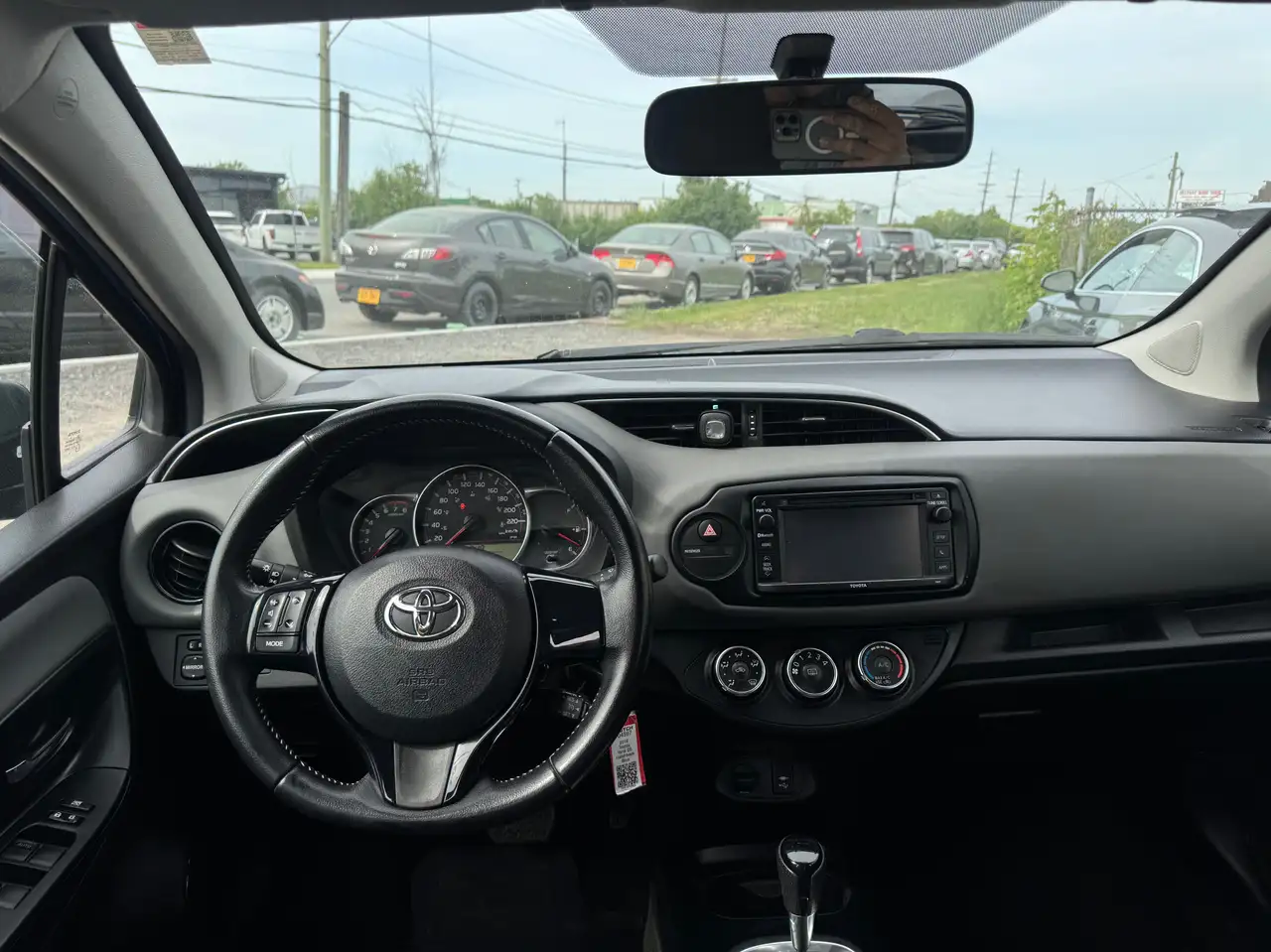 Toyota Yaris снимка Toyota Yaris