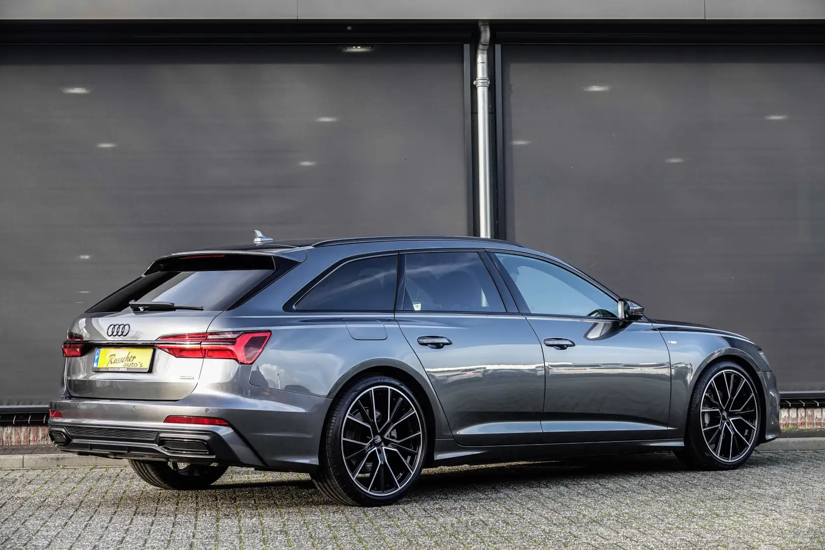 Audi A6 Avant S-Line 45Tfsi 245Pk S-Tronic | Quattro | Day Gri - 2
