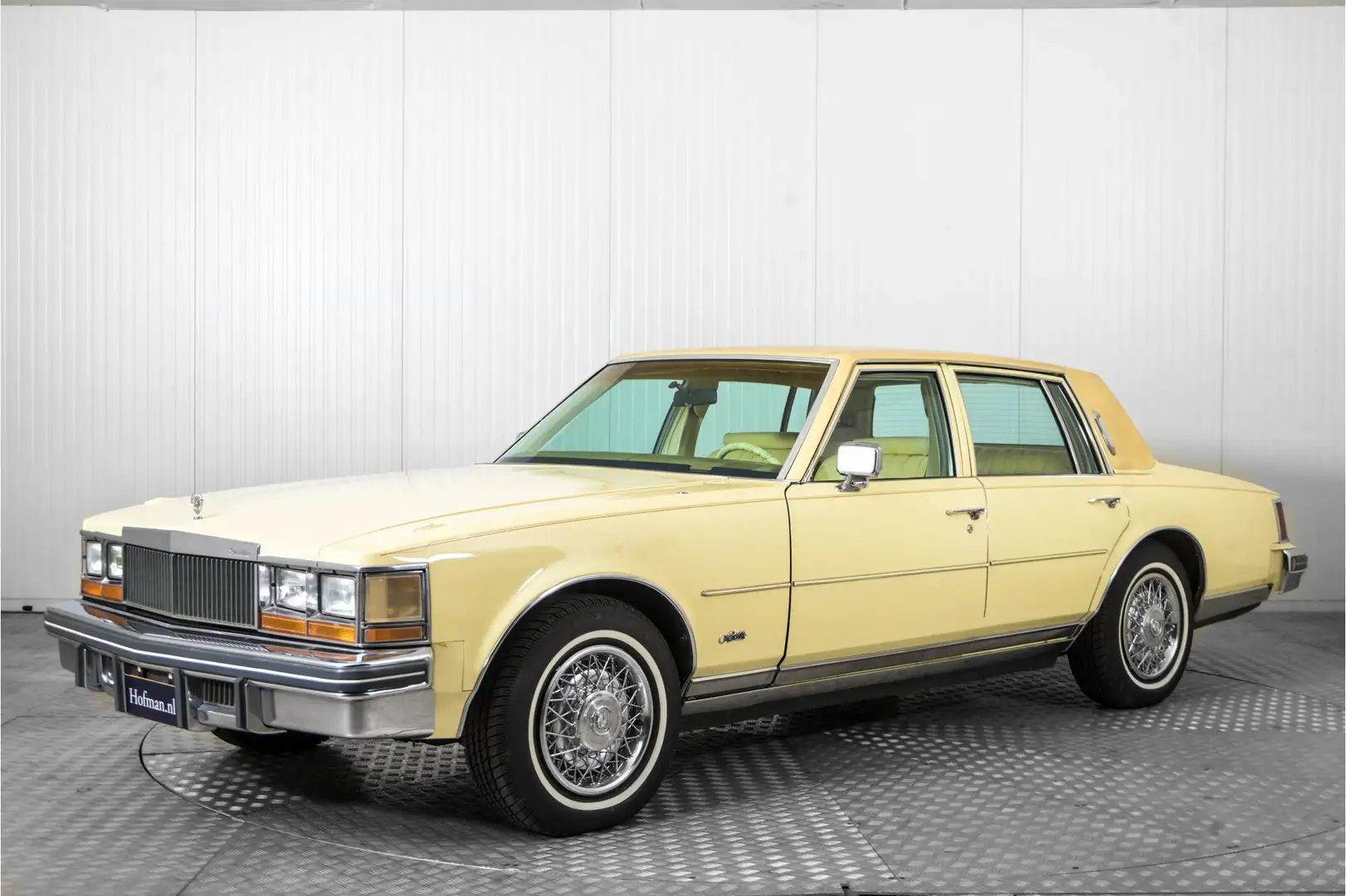 Cadillac Seville V8 5.7 met LPG Yellow - 1