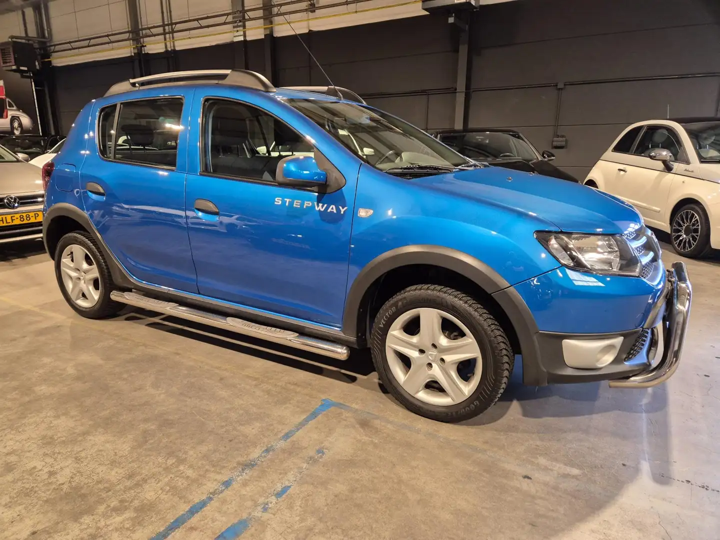 Dacia Sandero 0.9 TCe Stepway Lauréate - Navigatie - Cruise Cont Blauw - 2