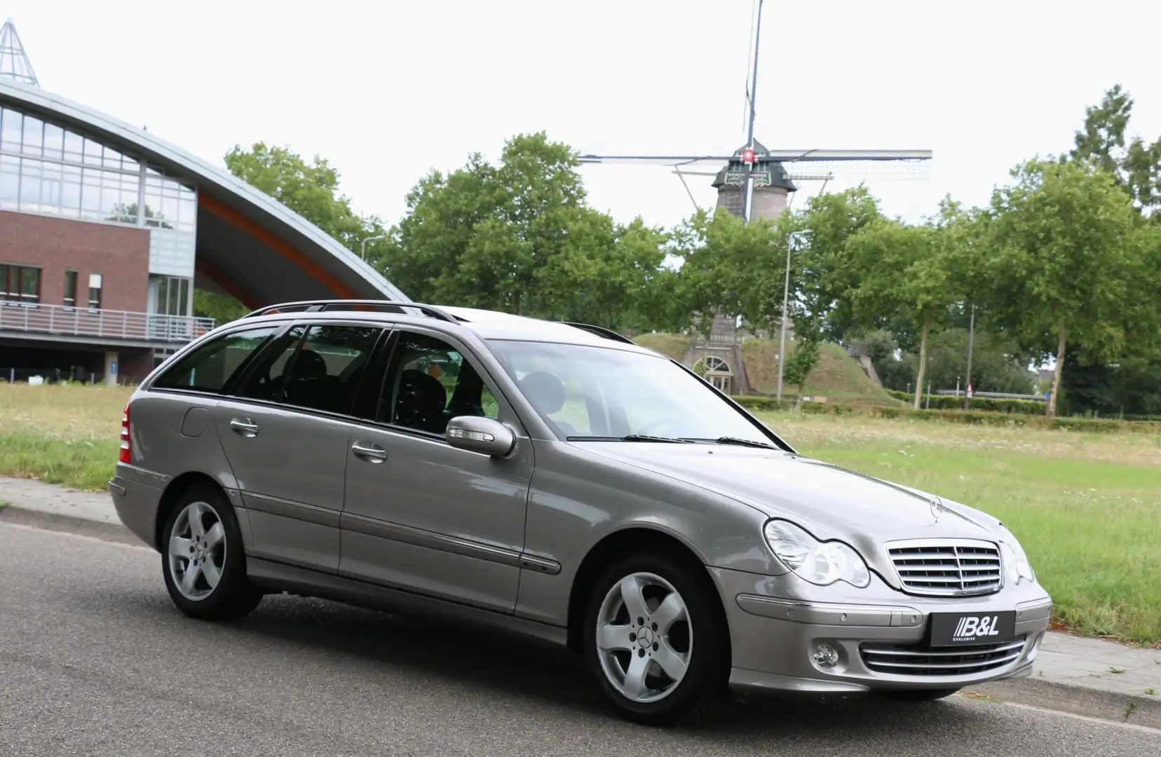 Mercedes-Benz C 180 Combi Kompressor Aut 143Pk Elegance Schuifdak 1e E Gris - 1