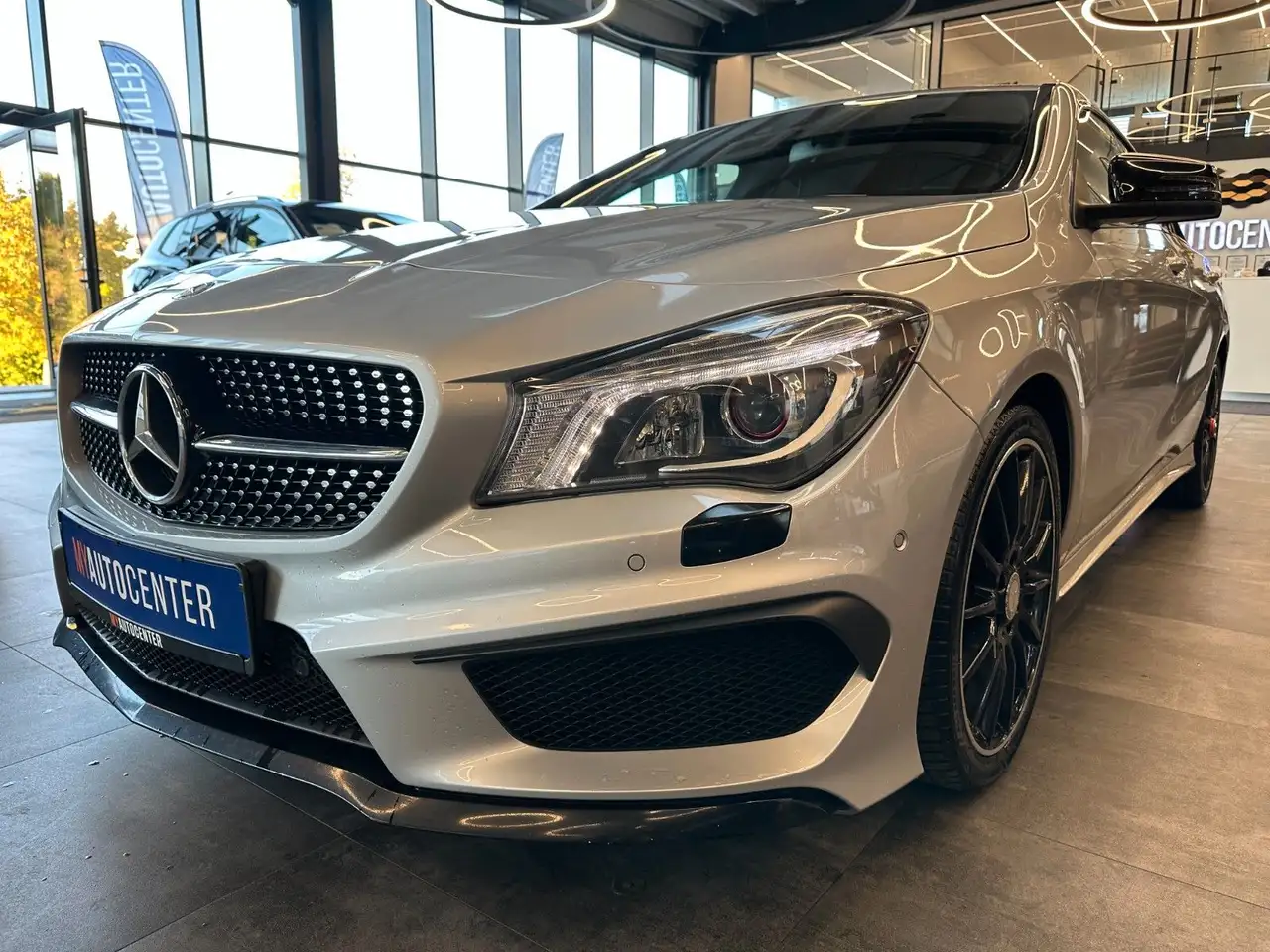 2013 Mercedes-Benz CLA 200 CLA *EDITION 1*AMG*ALCANTARA*SPORTSITZE*TÜV08/28, photograph 4