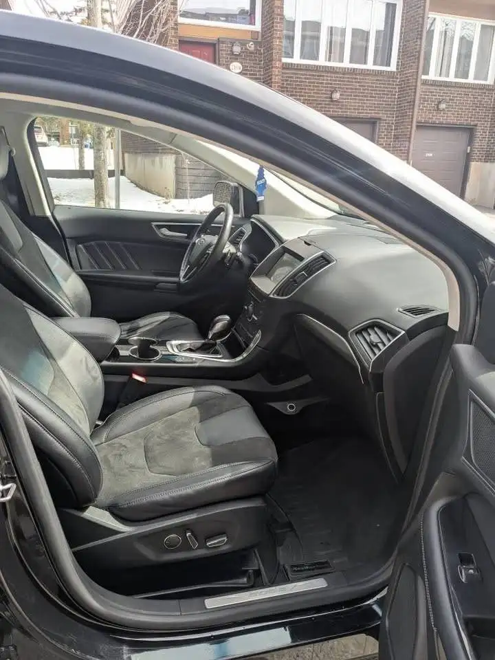 2016 Ford Edge