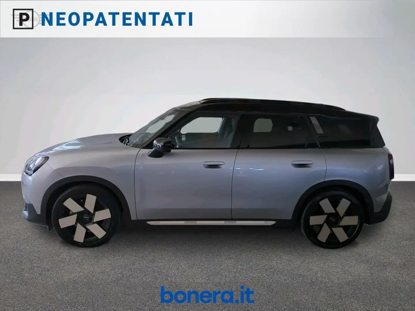 MINI Cooper SE Countryman Mini Countryman SE Favoured all4 Срібний - 2