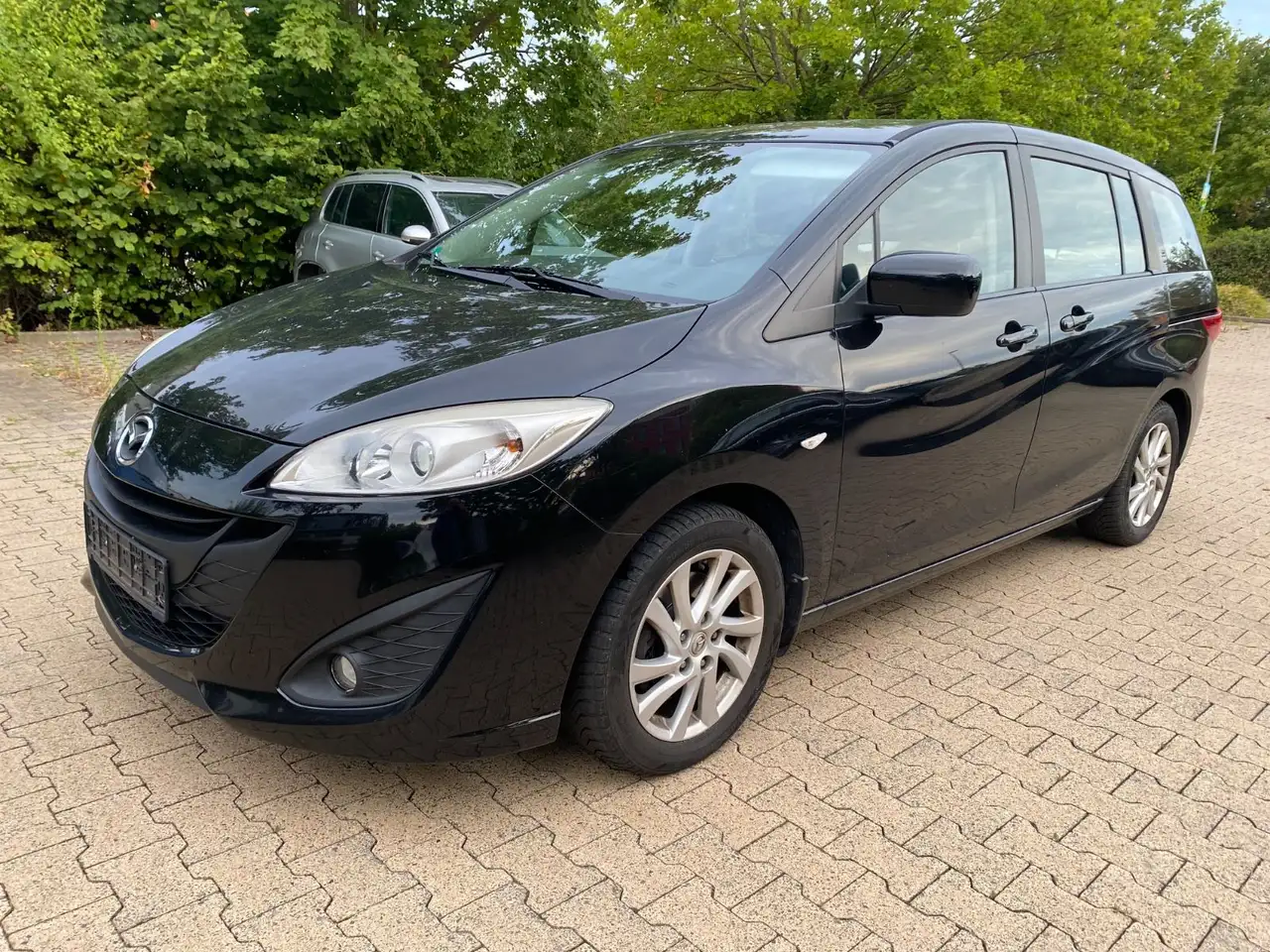 Mazda 5