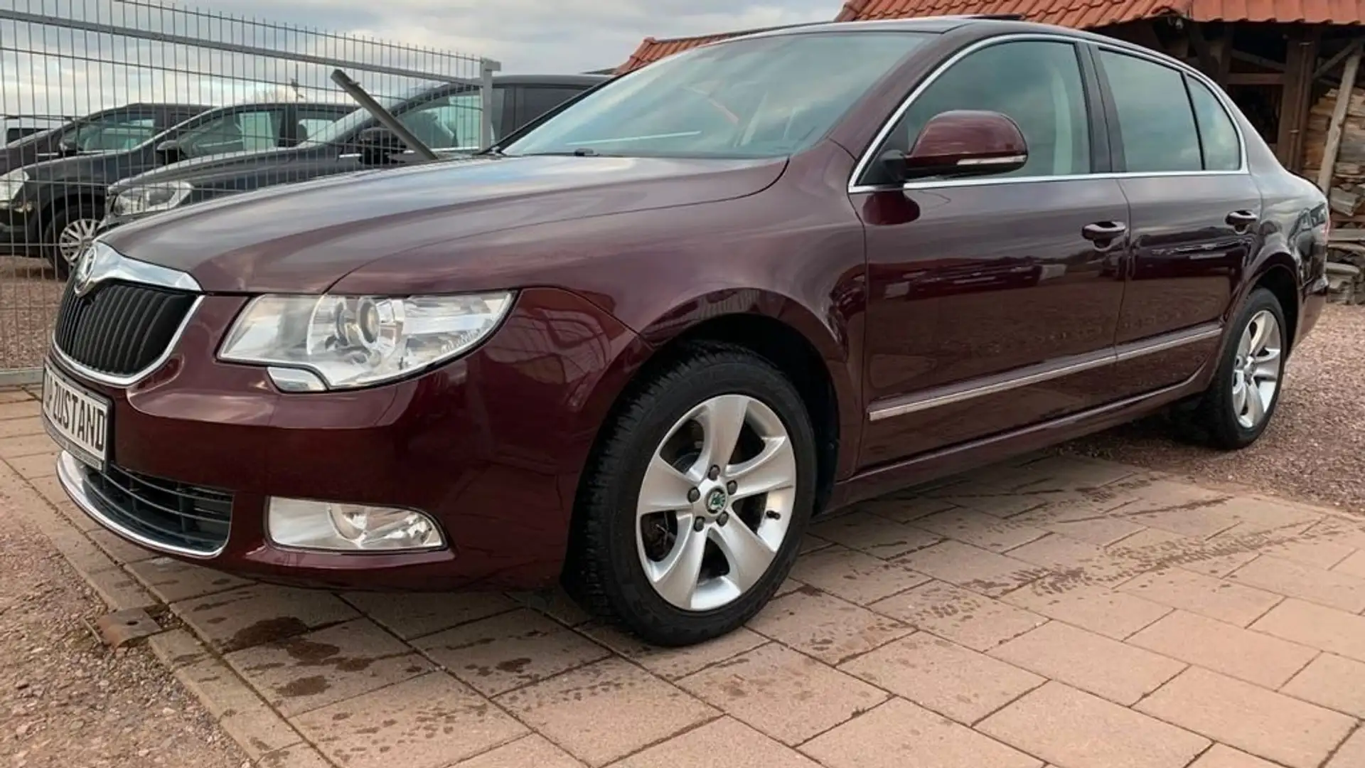 Skoda Superb 2.0 TDI DSG Navi,PDC,AHK,E-Sitz,SD Czerwony - 2