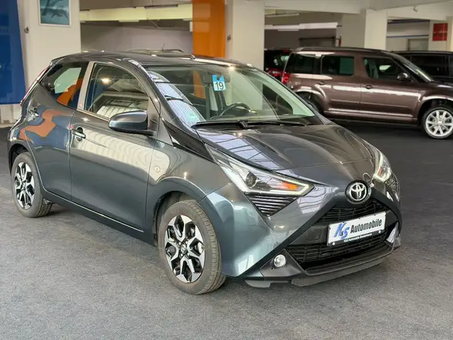 Toyota AYGO x-play*14.tkm*AUTOMATIK*KAMERA*CARPLAY*