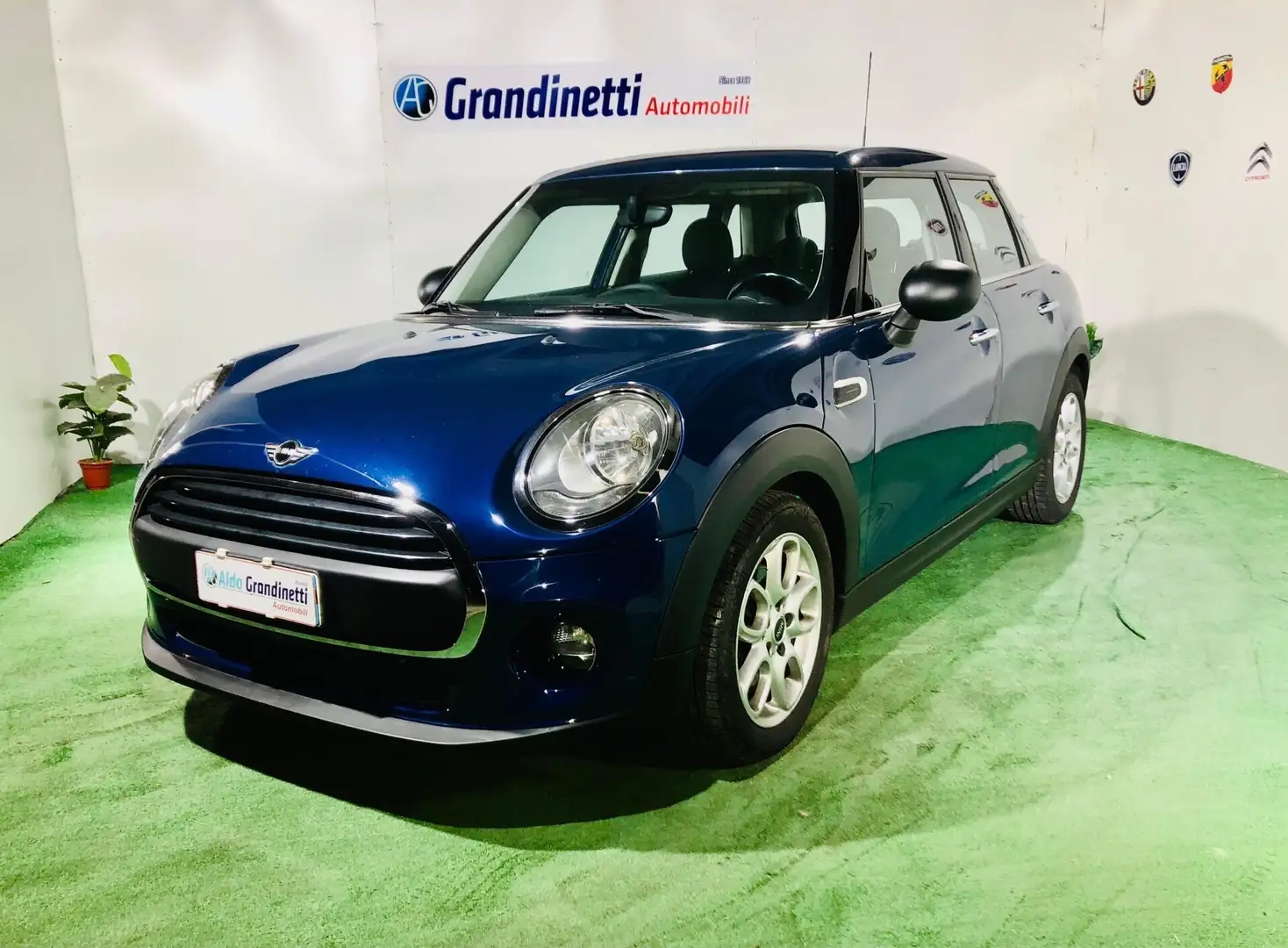 MINI Mini 1.5 One Hype 5 porte Niebieski - 1