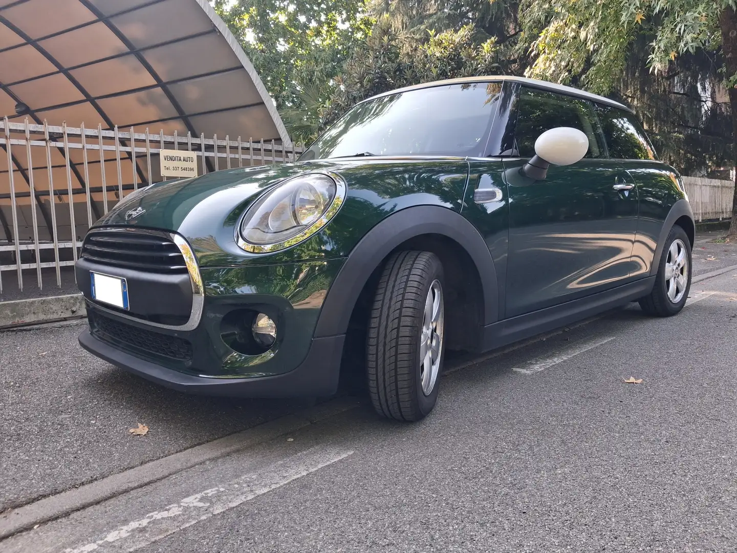MINI One Mini IV F55-F56 2014 1.2 75cv 3p Verde - 1