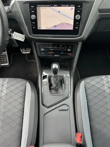 Volkswagen Tiguan view 18