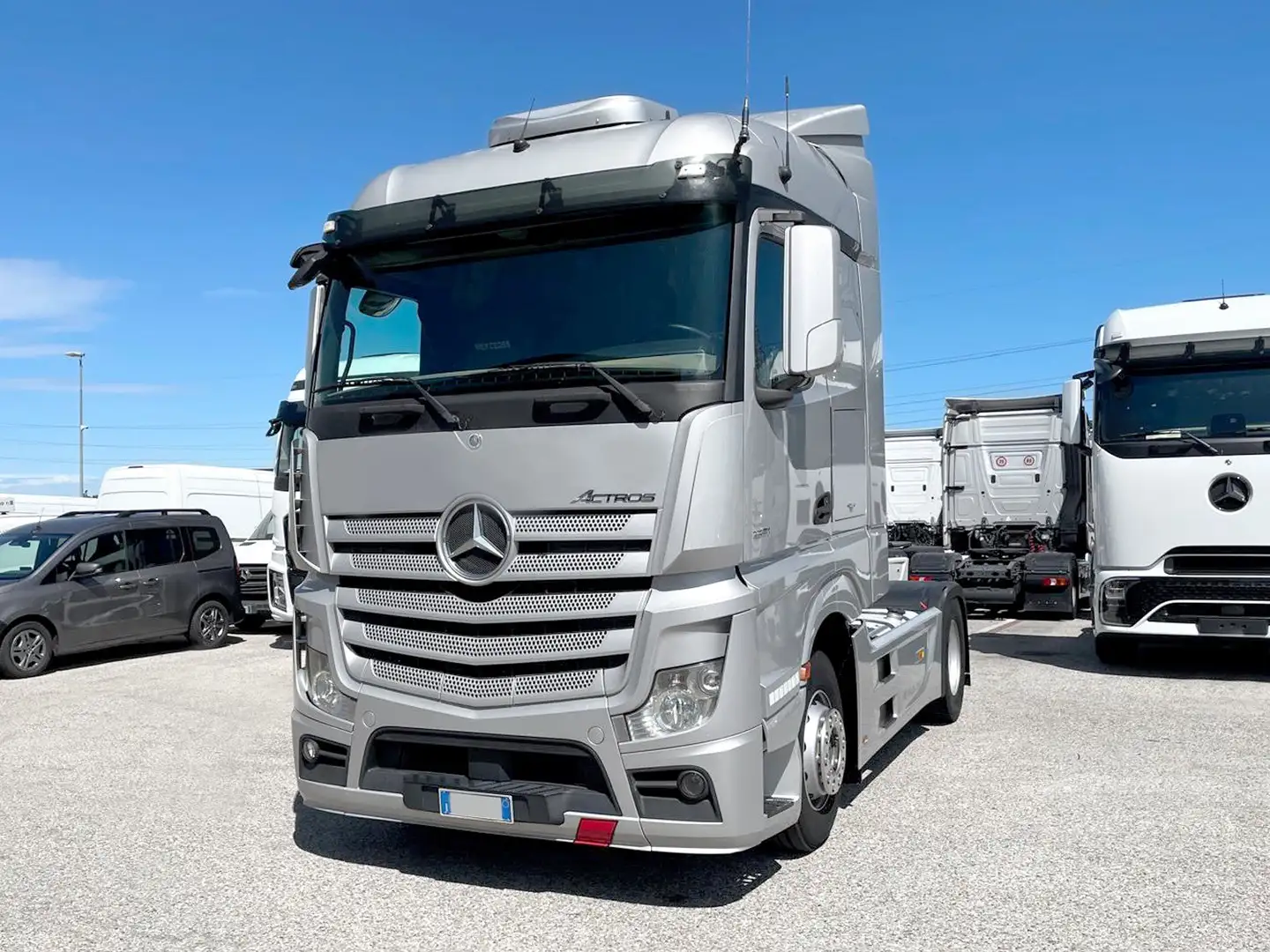 Mercedes-Benz Actros 1851 ls cab. str.sp.2,3 eurovi(e5) - 2