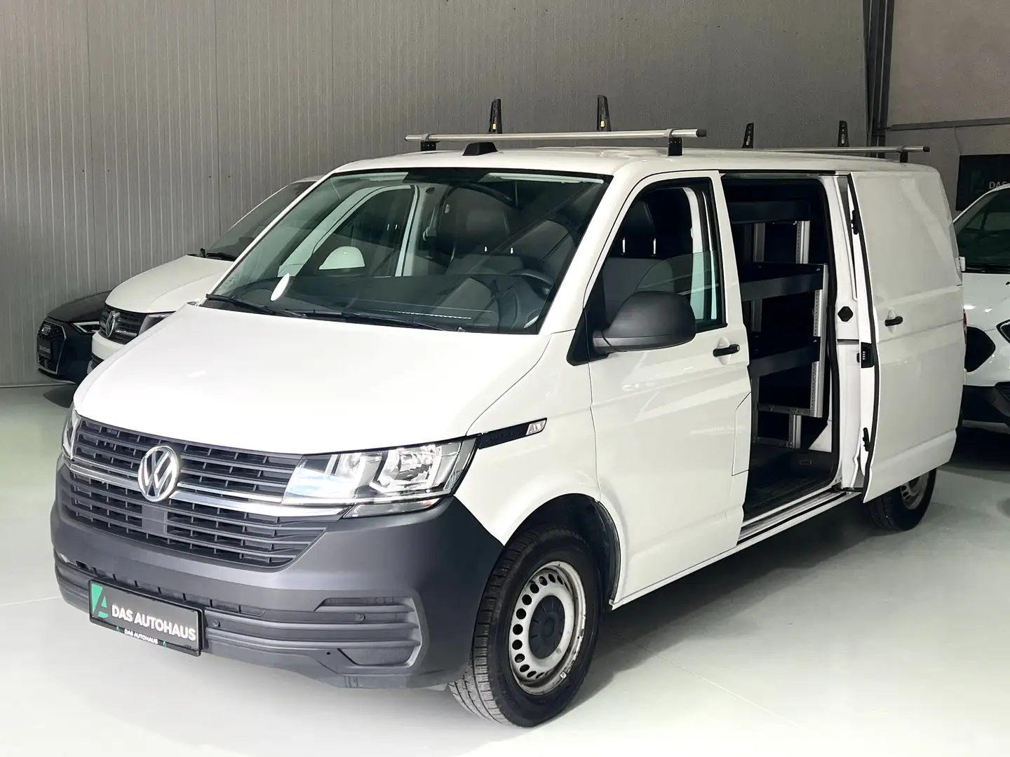 Volkswagen T6.1 Transporter T6.1 LANG/150PS/6Gang/AHK/STANDHZG/2xSCHIEBE/3,2 T Weiß - 2