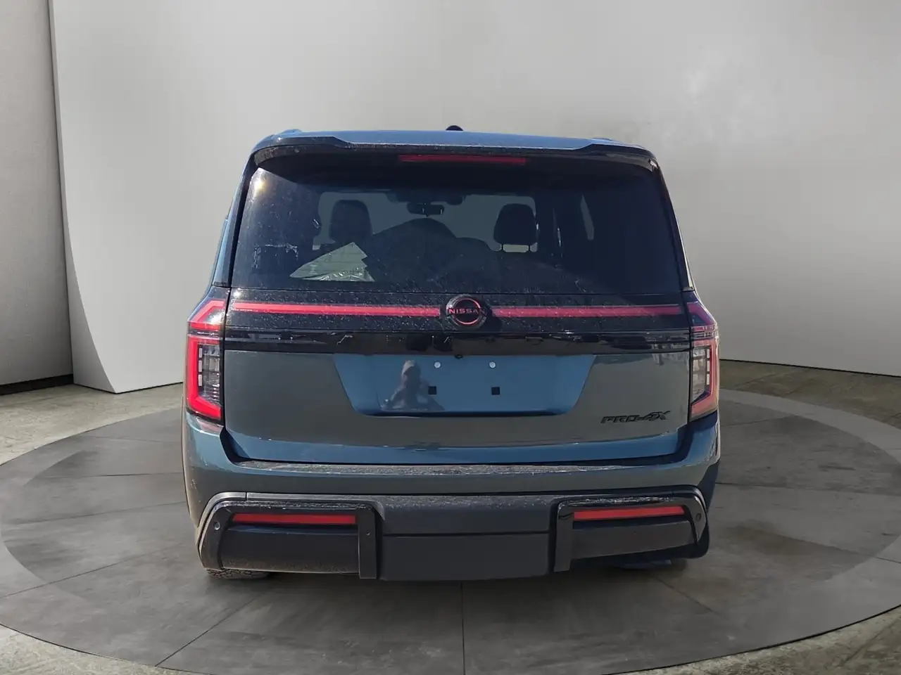 Nissan Armada снимка Nissan Armada