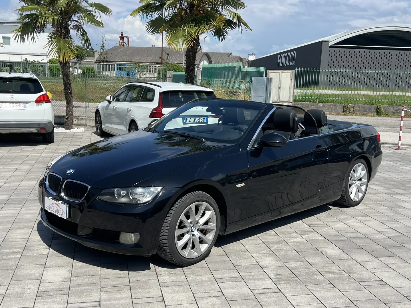 BMW 320 320i Cabrio Futura 170cv Noir - 1