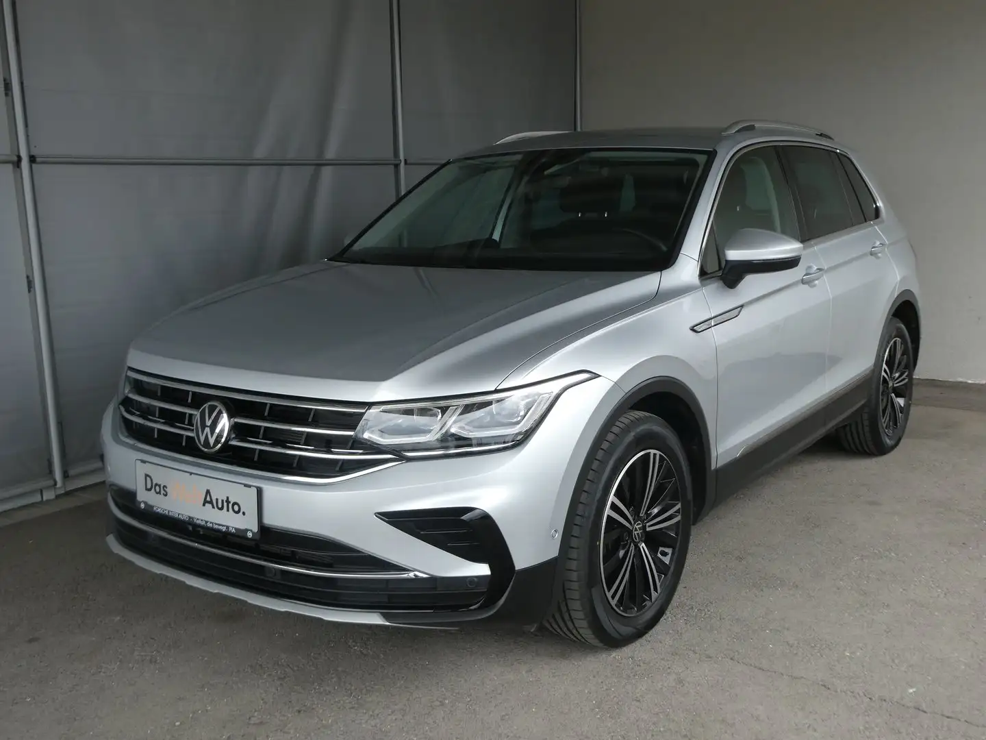 Volkswagen Tiguan Elegance TSI DSG Silber - 1