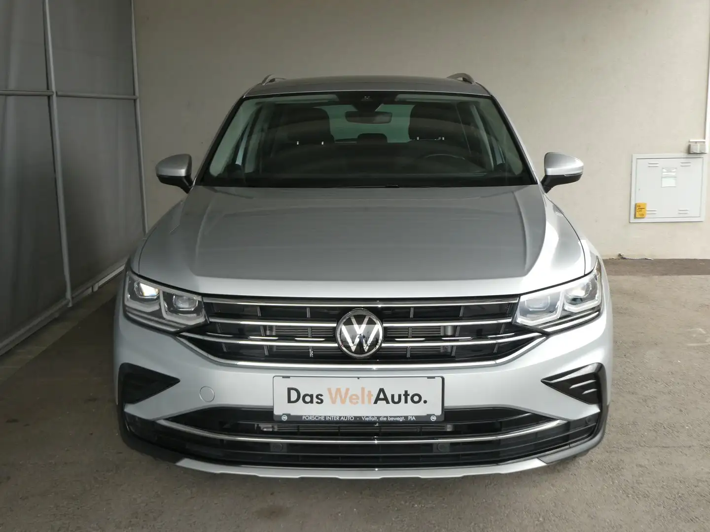 Volkswagen Tiguan Elegance TSI DSG Silber - 2