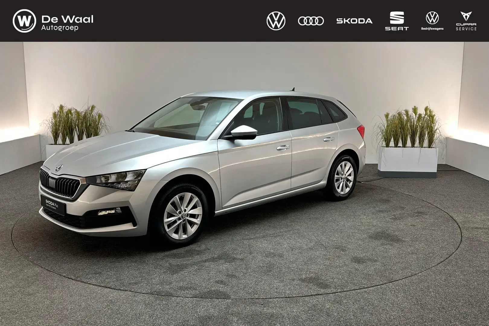 Skoda Scala 1.0 TSI 110pk Ambition | Parkeersensoren Achter, N Zilver - 1