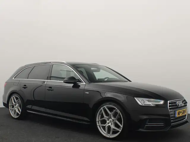 Audi A4 view 19