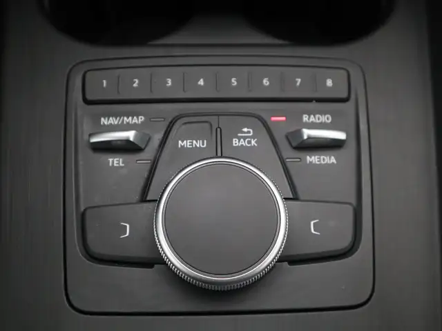 Audi A4 view 28