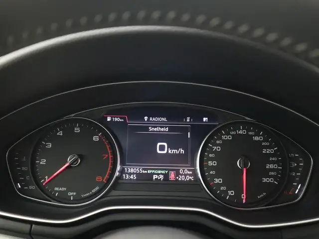 Audi A4 view 29