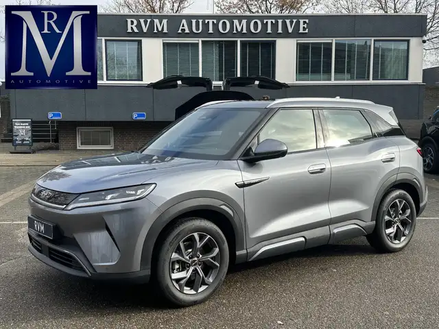 BYD Atto 2 Boost 45 kWh VAN: €32.900,- VOOR: €30.770,- UW EIN