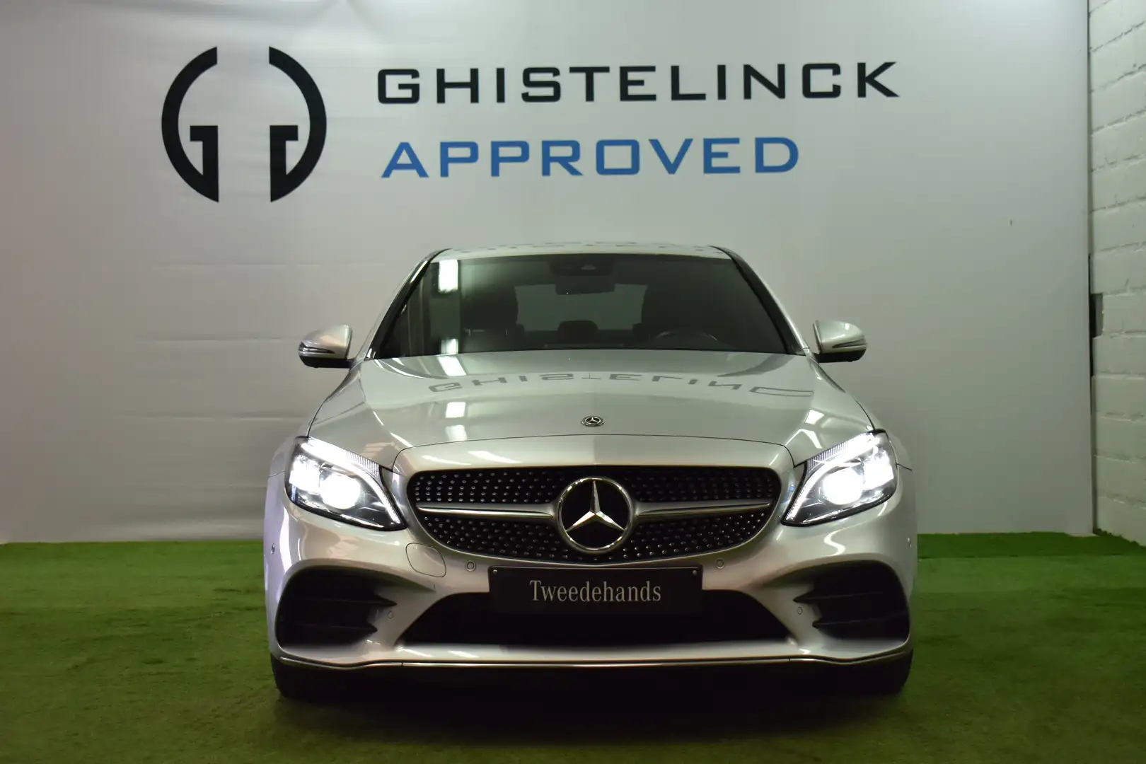 Mercedes-Benz C 300 e| AMG | Ambient Light | Active brake | Carplay Argent - 2