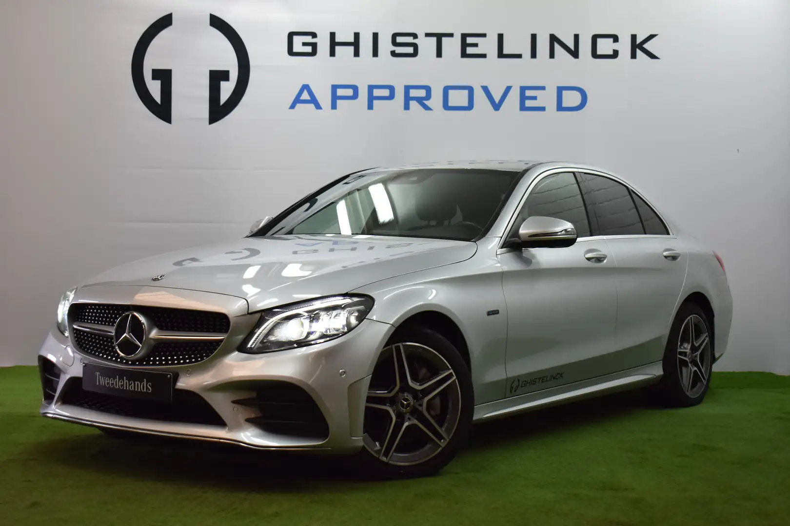 Mercedes-Benz C 300 e| AMG | Ambient Light | Active brake | Carplay Argent - 1